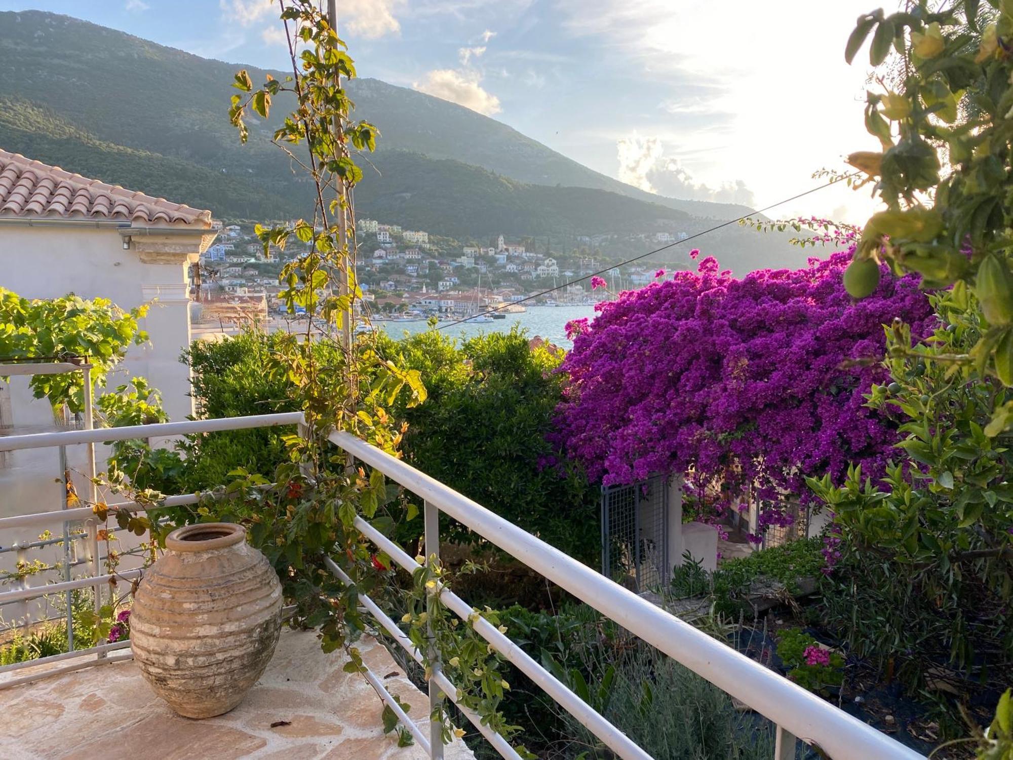 Antiklea Villa Vathy  Exterior photo
